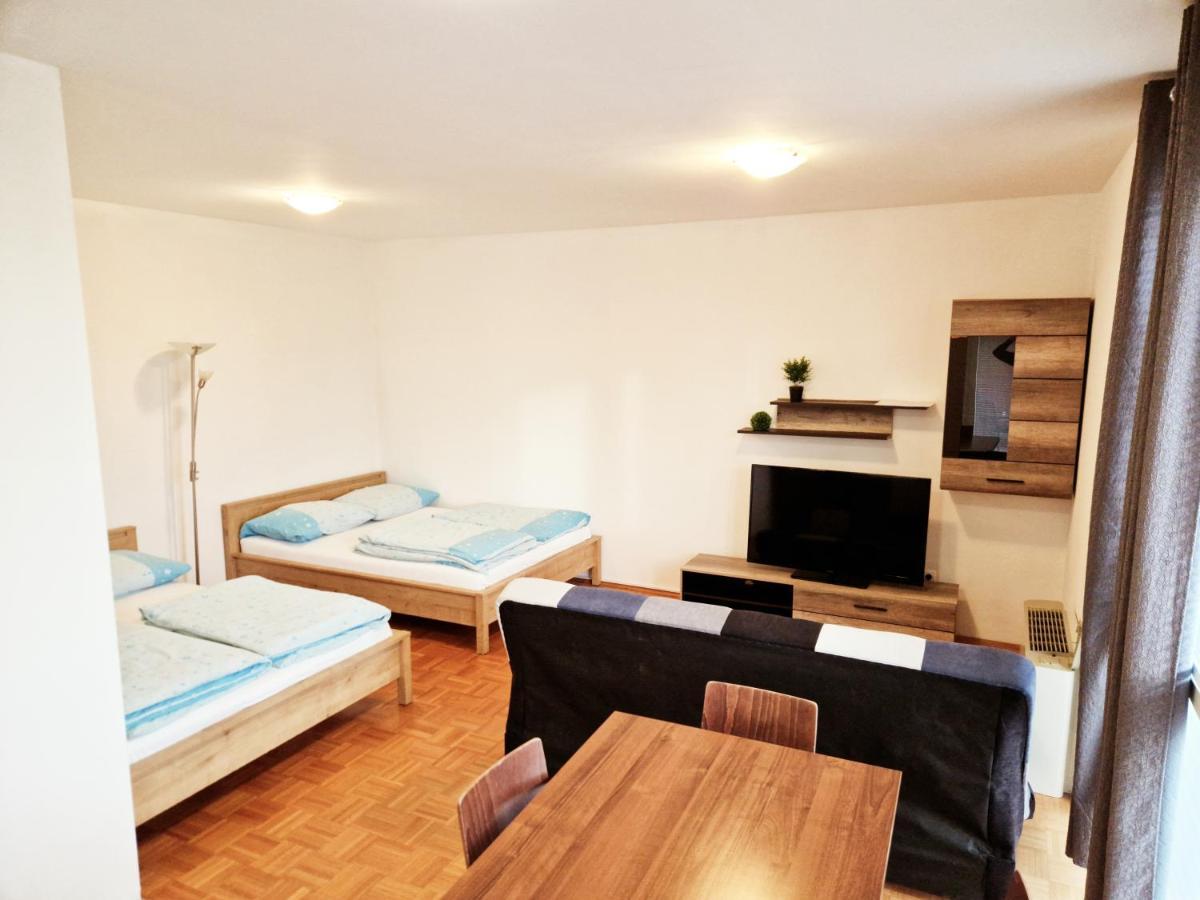 Apartments And Studios Perunika Moravske Toplice Exterior foto